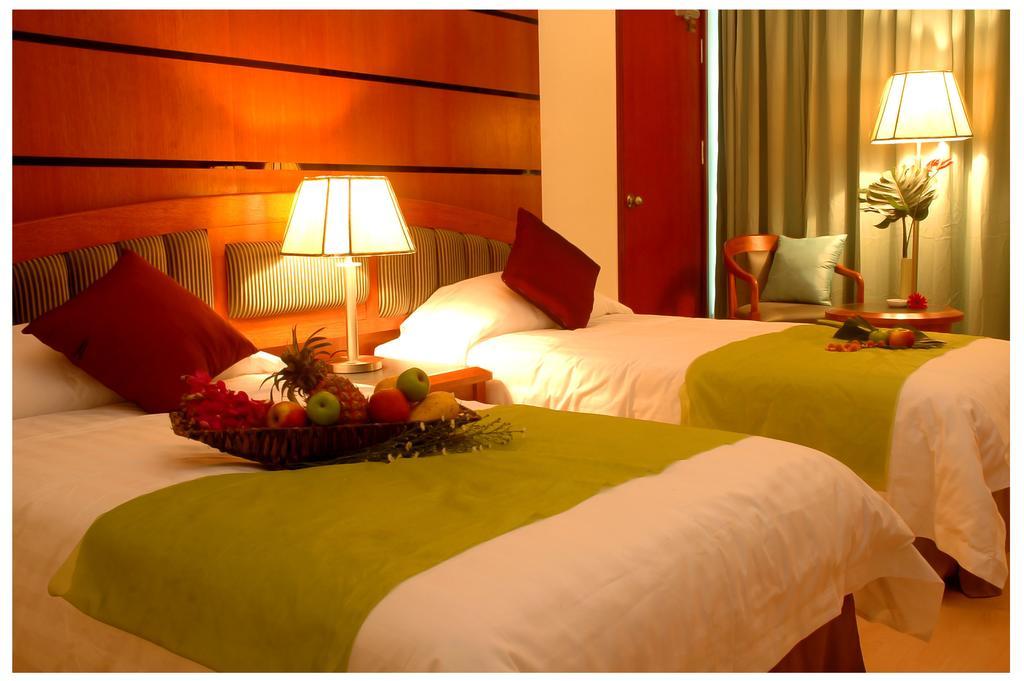 Oriental Crystal Hotel Kajang Extérieur photo